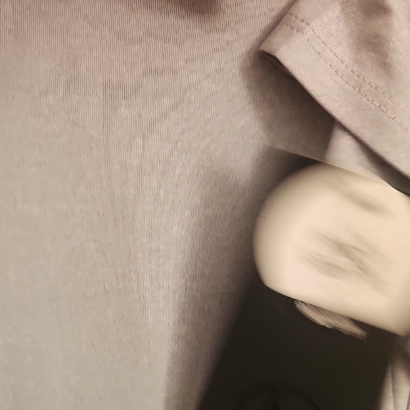 90 Degree By Reflex Green and Gray Fitted Short Sleeve Tee - Picture 3 of 8